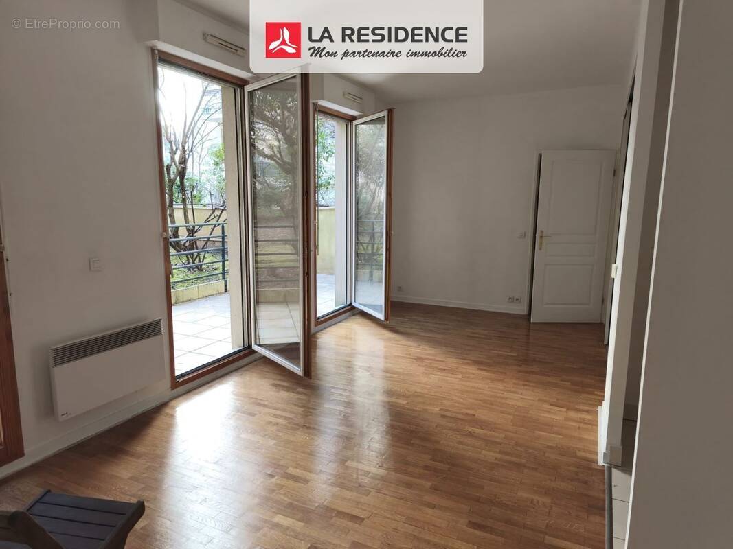 Appartement à PARIS-19E