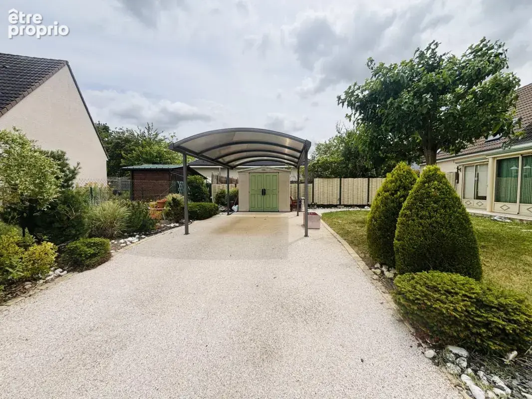 Bourges-quartier hôpital-maison avec veranda, trois chambres - photo 9