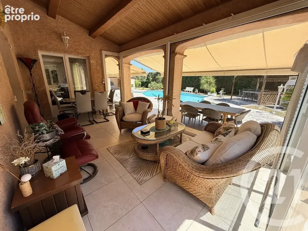 Maison 139 m² à Grasse  - photo 4
