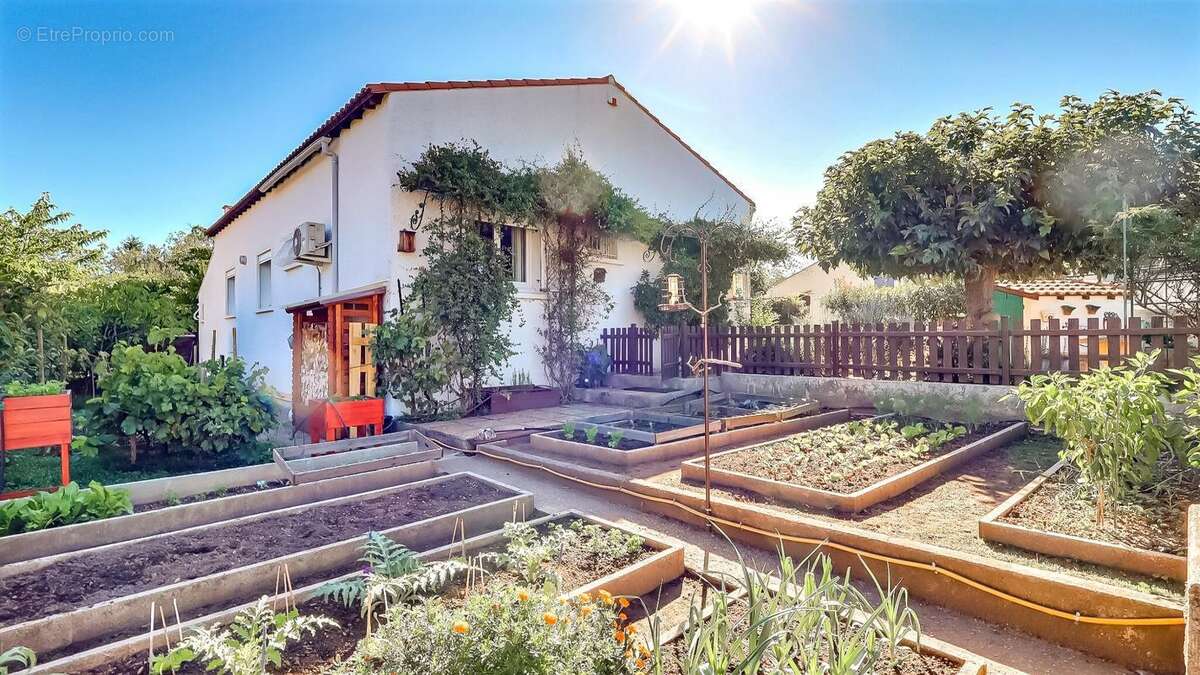 Maison à BOUILLARGUES