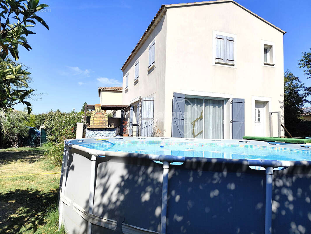 JONQUIERES Villa avec jardin - photo 3
