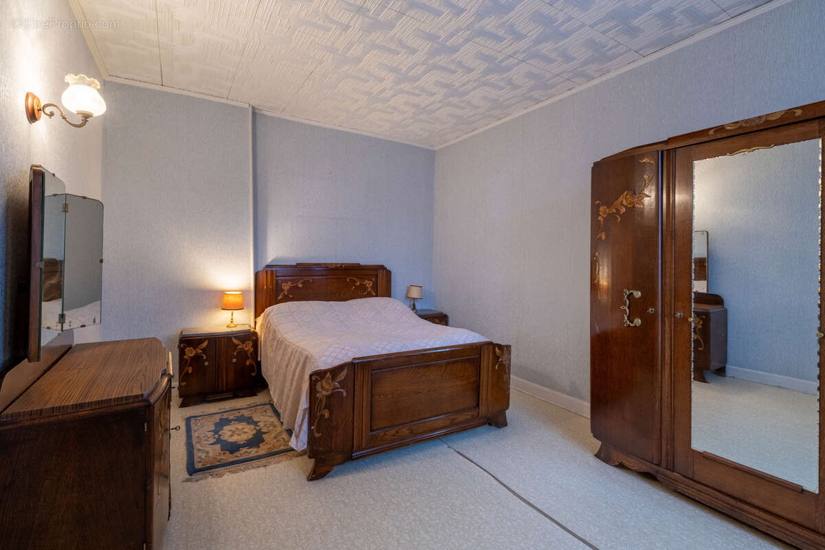 Maison à SAINTE-MARIE-AUX-CHENES