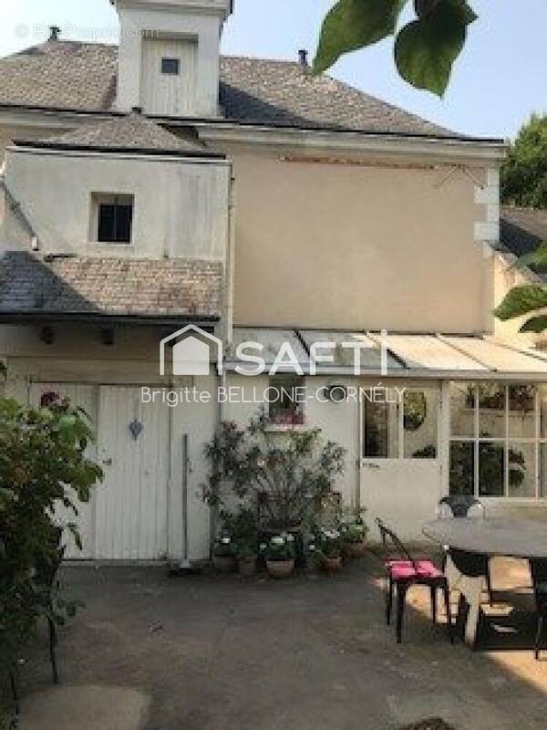 Photo 1 - Maison à SAINT-SULPICE