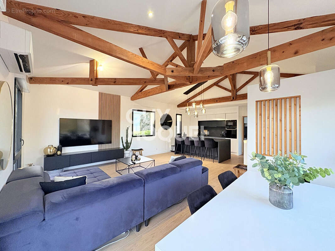 Maison à VILLENAVE-D&#039;ORNON