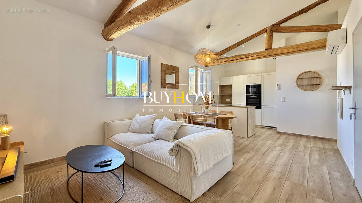 Appartement à L'ISLE-SUR-LA-SORGUE