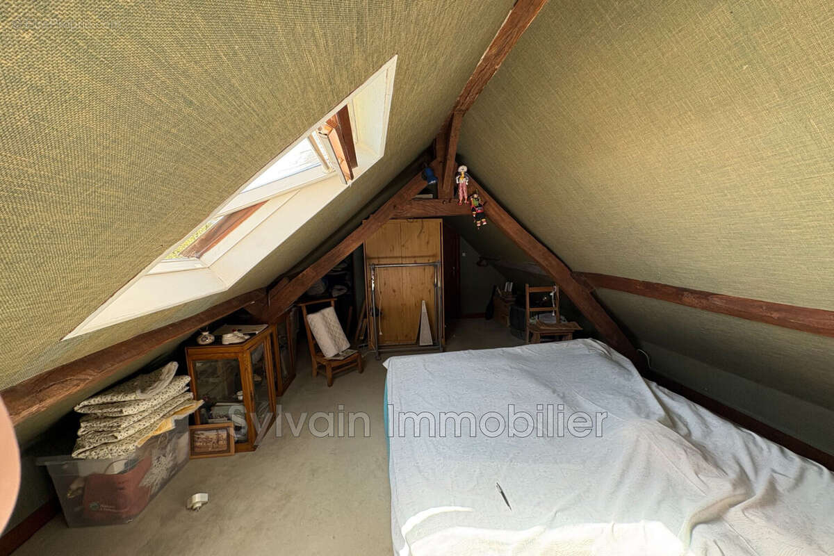Maison 130 m² à Puiseux-En-Bray  - photo 8