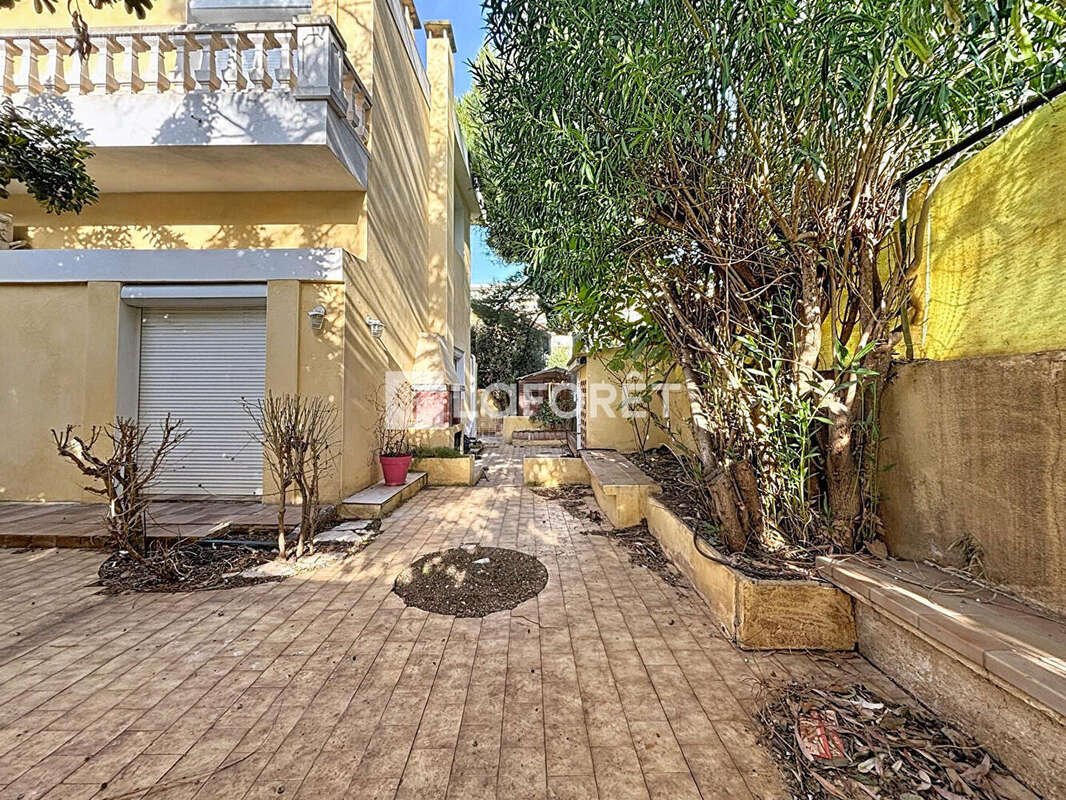 Maison à MARSEILLE-9E