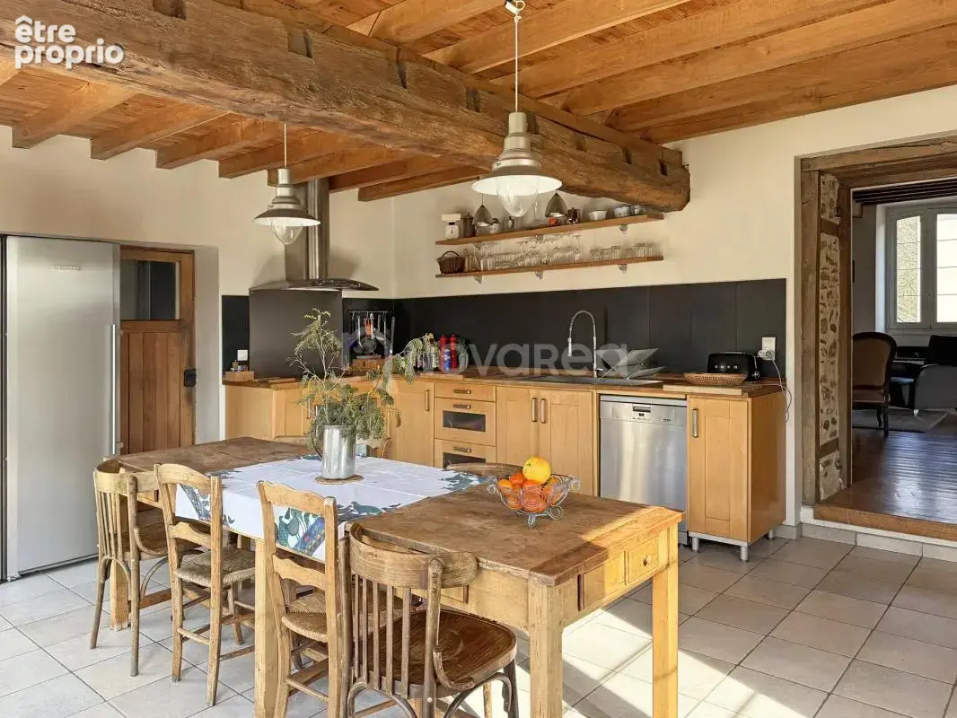 Propriété 12 pièces et dépendances - photo 3
