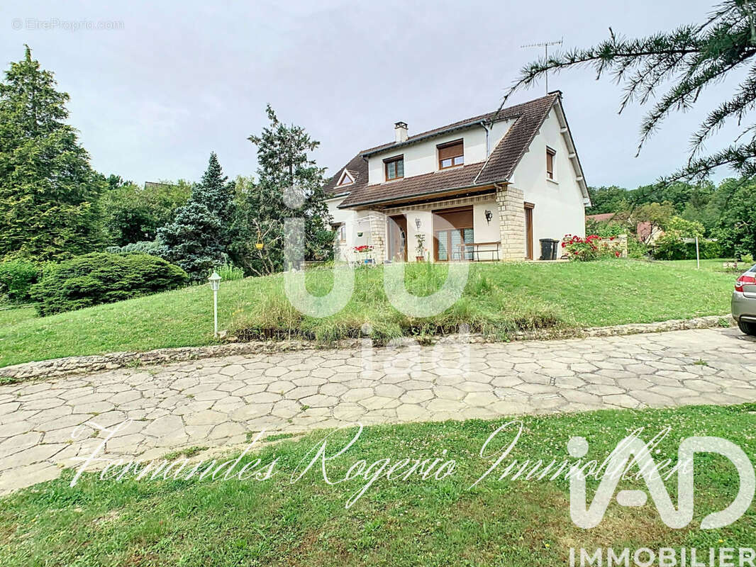 Maison 170 m² à Aulnay-La-Riviere  - photo 2