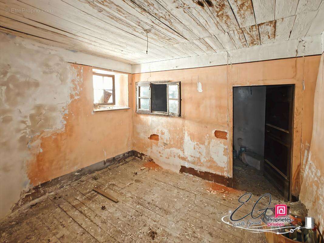 Maison Caunes Minervois à rénover :  2 chambres, atelier à rénover - photo 4