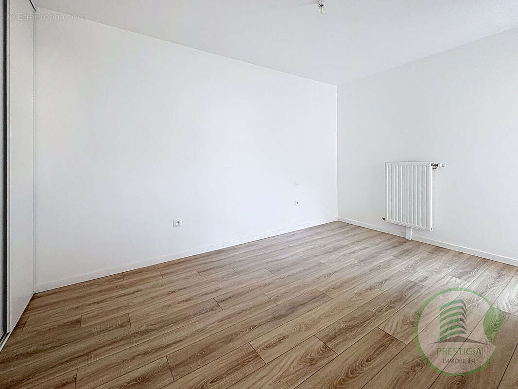 À vendre reims clairmarais superbe t2 avec balcon - photo 6