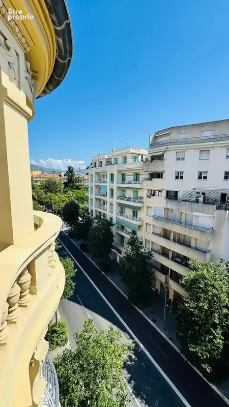 NICE GAMBETTA – Élégant 3 Pièces Bourgeois en Étage Élevé avec Bow-Window - photo 13