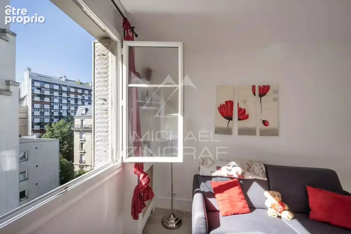 A VENDRE - Studio - Rue Duranton - Paris XV - photo 2
