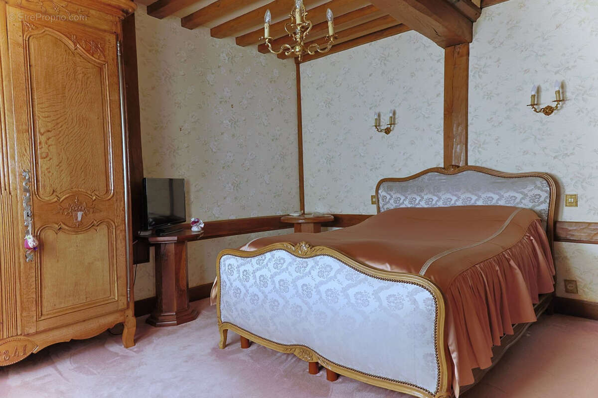 Maison PONT L'EVEQUE 4 pièce(s), 96 m² (146.44 m² au sol) 3 ch dt 1 au rdc, 13056 m² dont prairie - photo 7