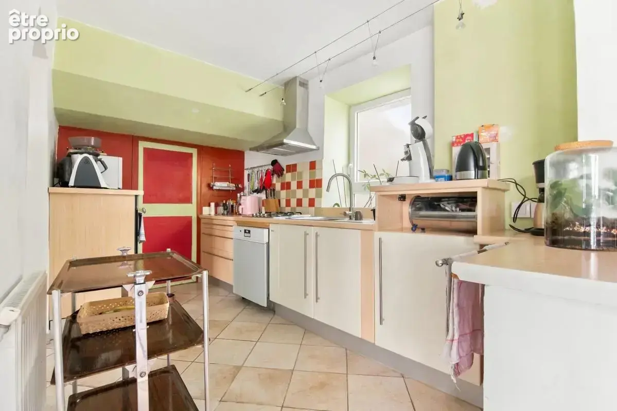 Maison de 6 pièces de 138 m² à Varces-Allières-et-Risset - photo 5