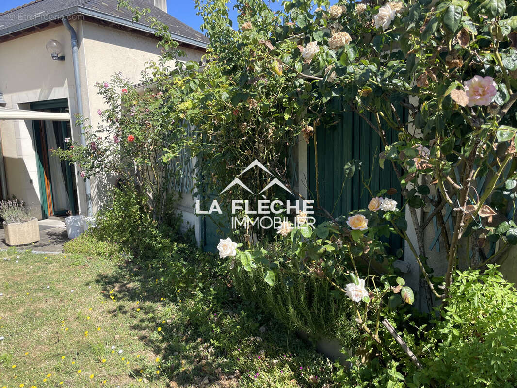 Maison avec jardin à 5 minutes à pied du centre-ville - photo 9
