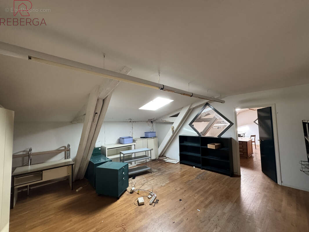 2200 m² à Mazamet  - photo 12