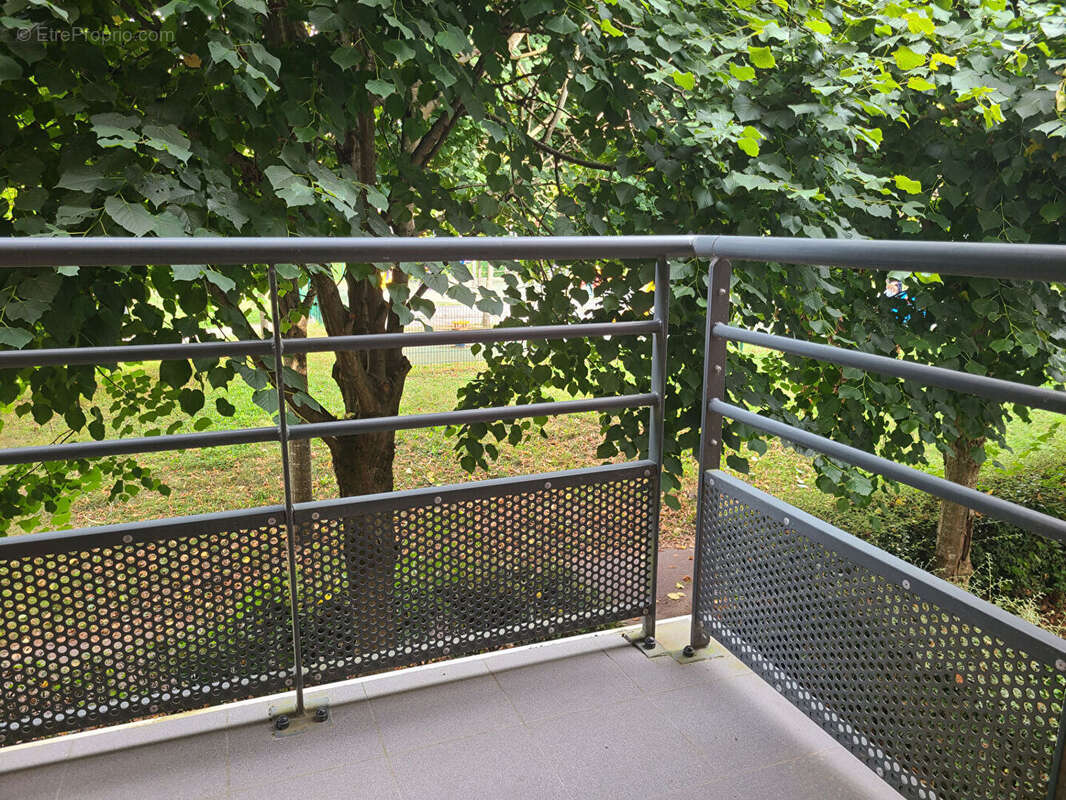 Appartement à BOIS-D'ARCY