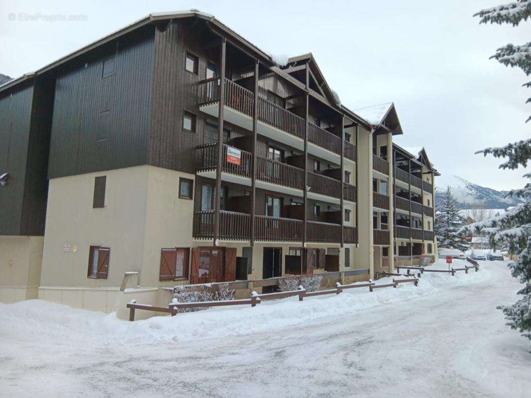 Appartement à LA SALLE-LES-ALPES