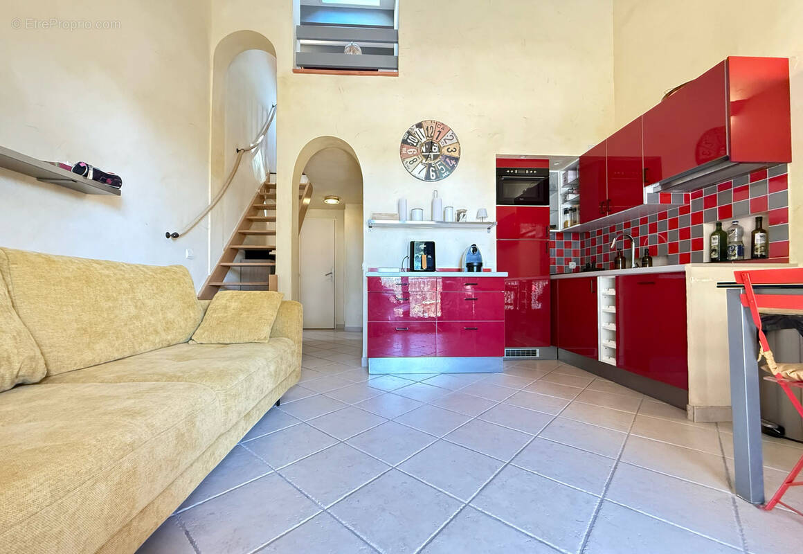 Appartement à SANARY-SUR-MER