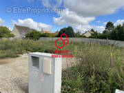 Terrain à MAREUIL-LES-MEAUX