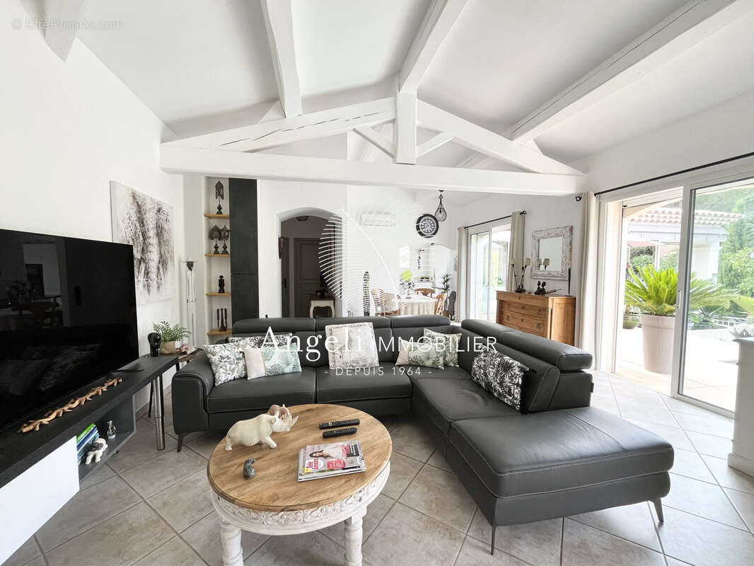 Maison à FREJUS