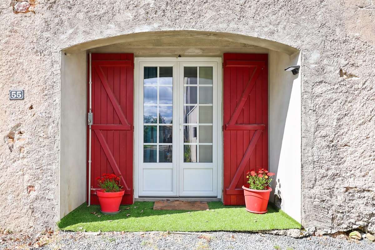 Maison à MOUZILLON