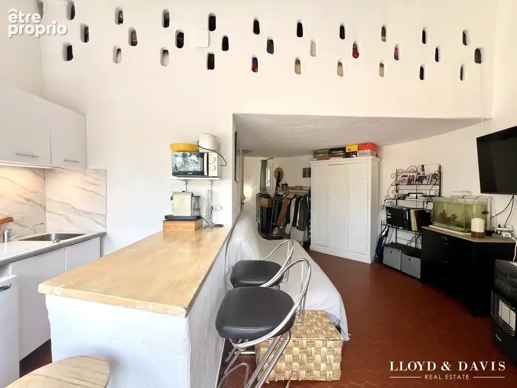 Appartement 1 pièce 25 m² à vendre à Saint-Paul-En-Foret (83440) - photo 4