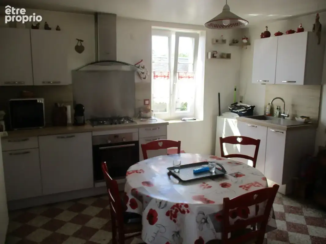 Morvan / Villapourcon, Maison De Style Longere Avec Dependances  - photo 8