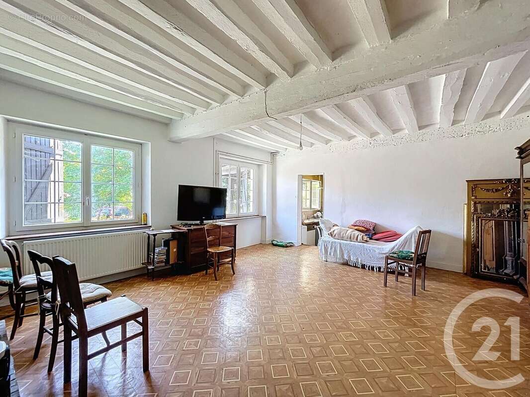 Maison à SAINT-VALERIEN