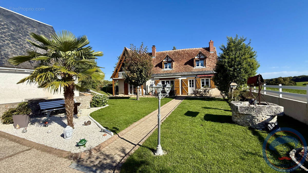 Maison à ROUZIERS-DE-TOURAINE