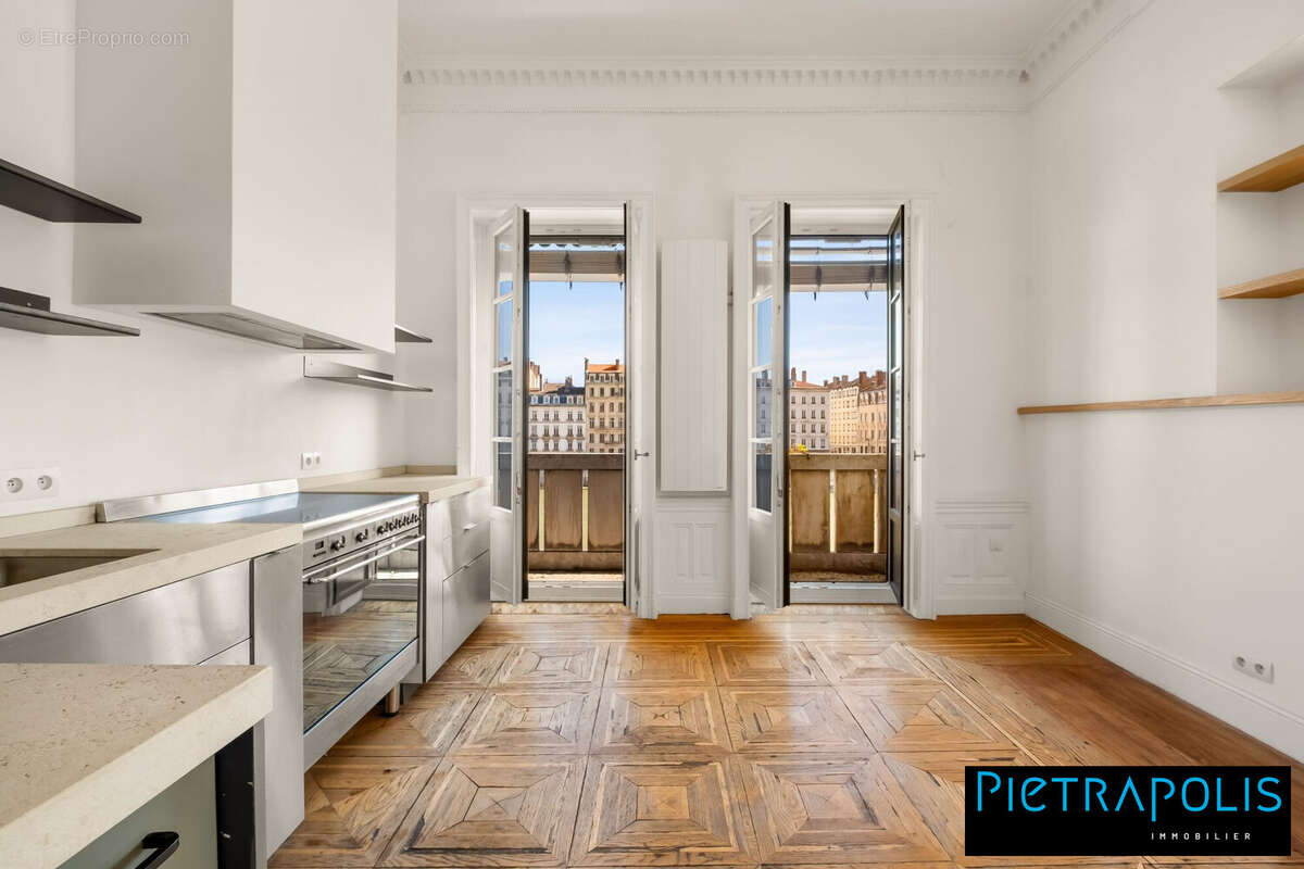 Appartement à LYON-5E