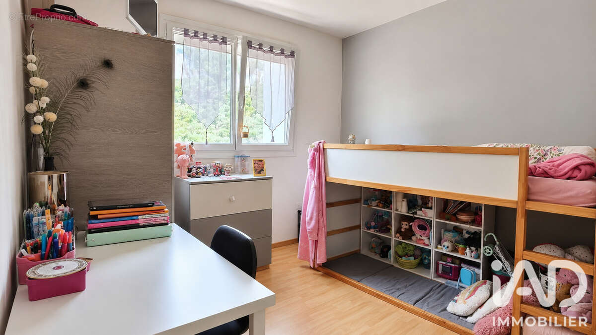 Appartement 73 m² à Sassenage  - photo 8