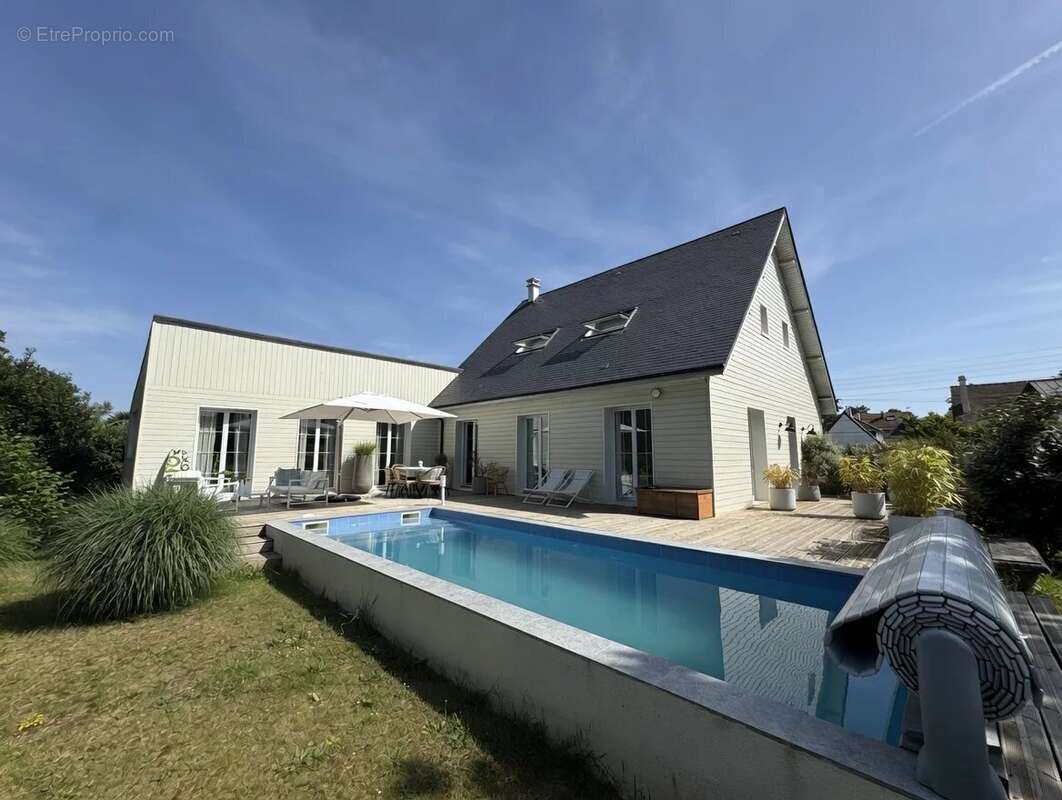 Maison à MERVILLE-FRANCEVILLE-PLAGE