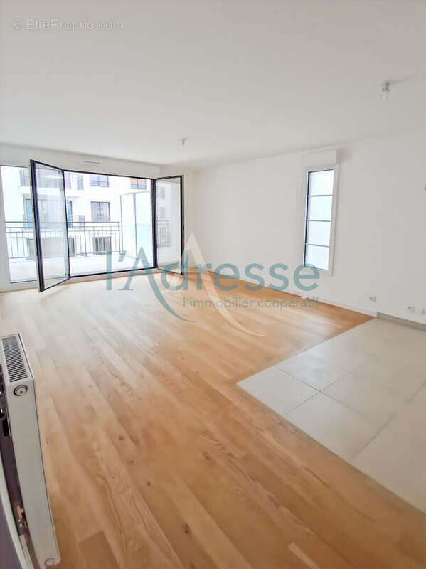 Appartement à SURESNES