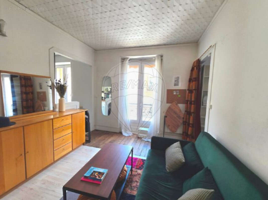 Appartement à PARIS-20E