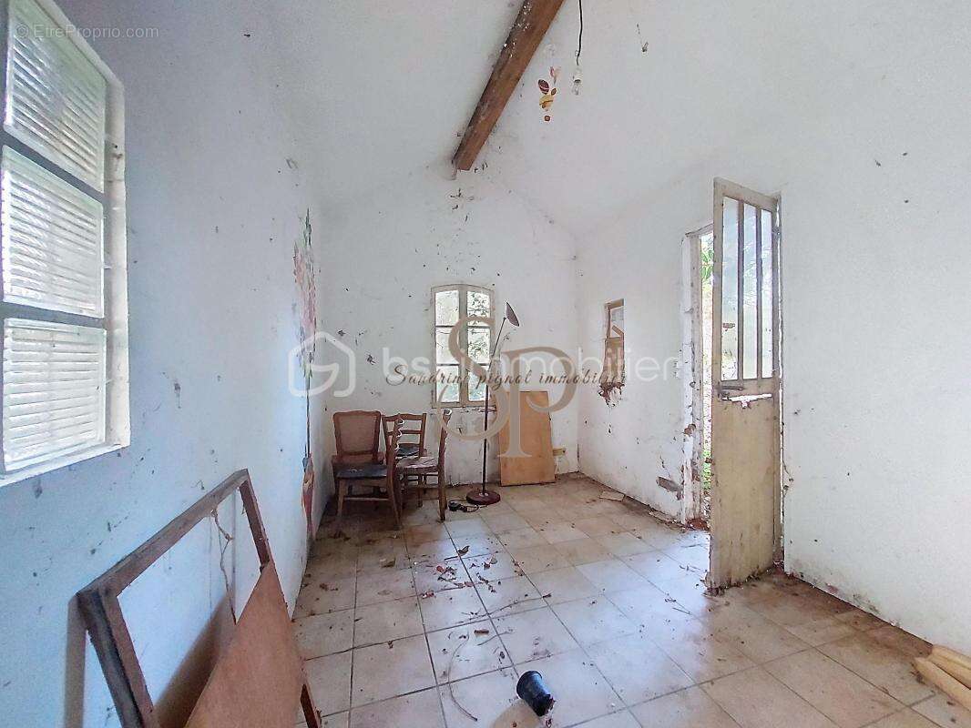 Maison à LORREZ-LE-BOCAGE-PREAUX