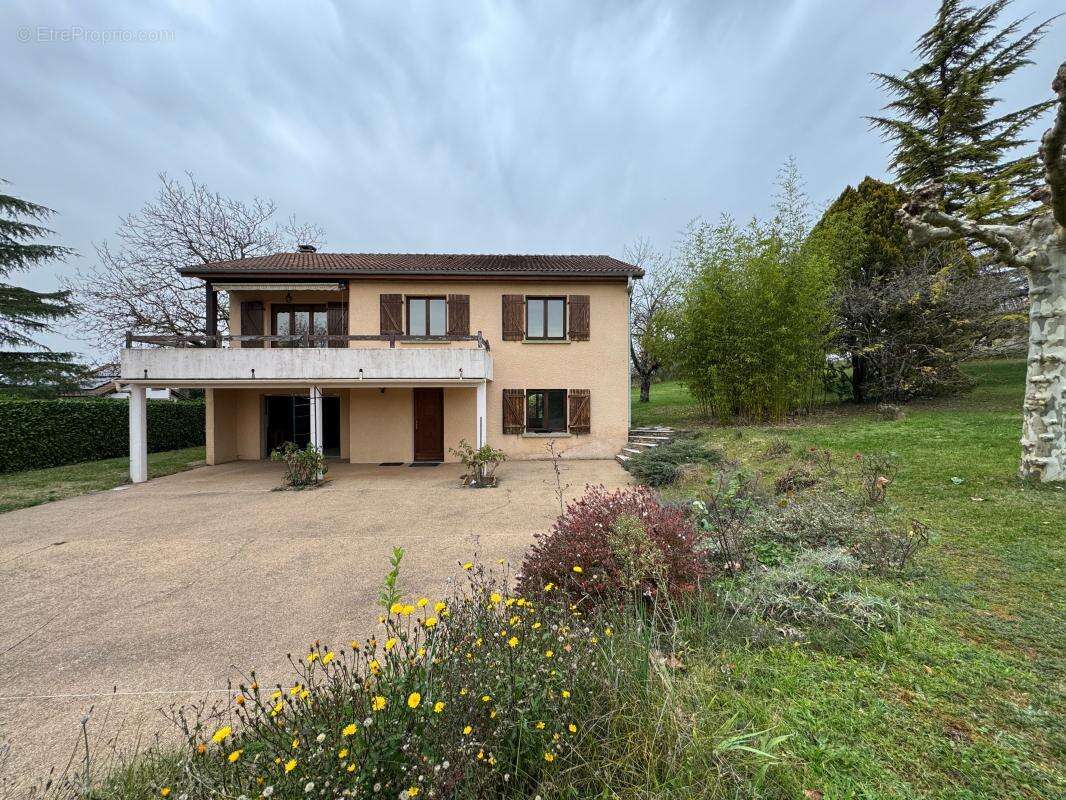 Maison à SOLEYMIEU