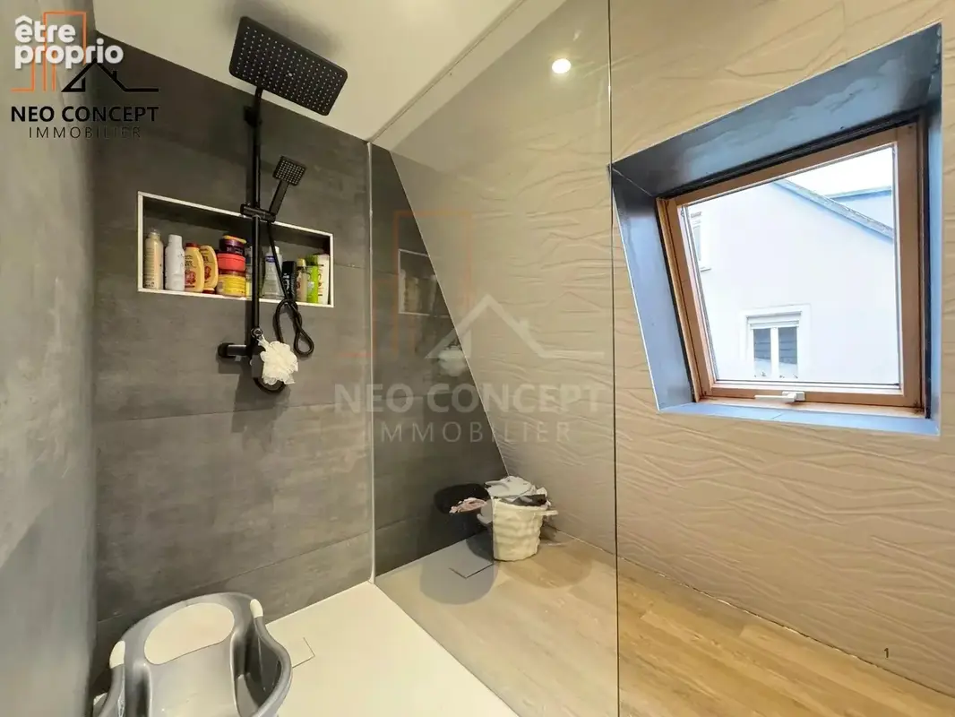BRUMATH – Maison entièrement rénovée de 100 m² avec garage - photo 10