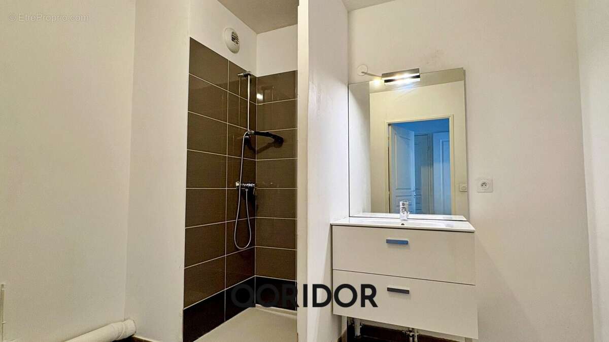 Appartement à L'ISLE-D'ABEAU