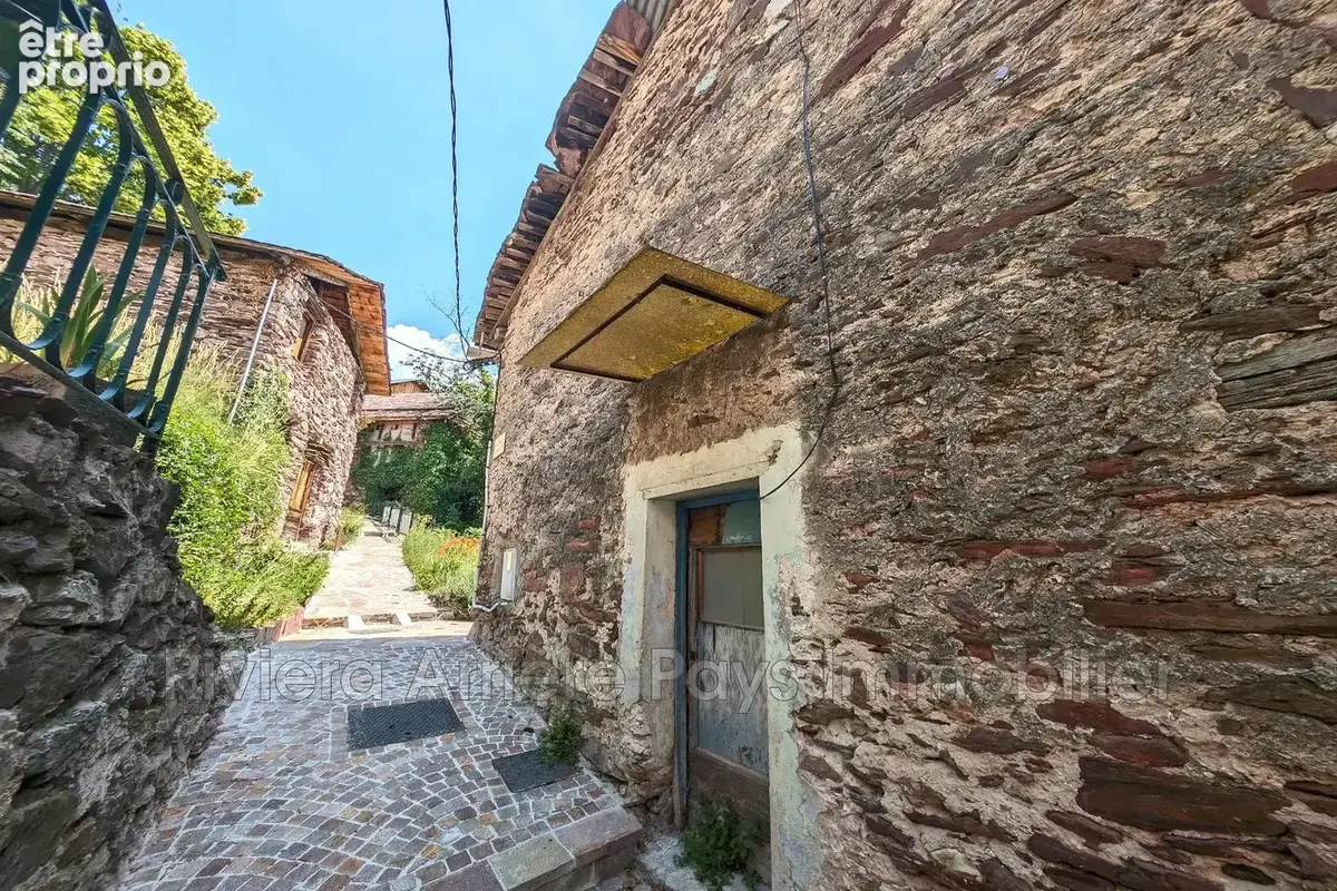 Maison 4 pièces à vendre à Roure (06420) - photo 2
