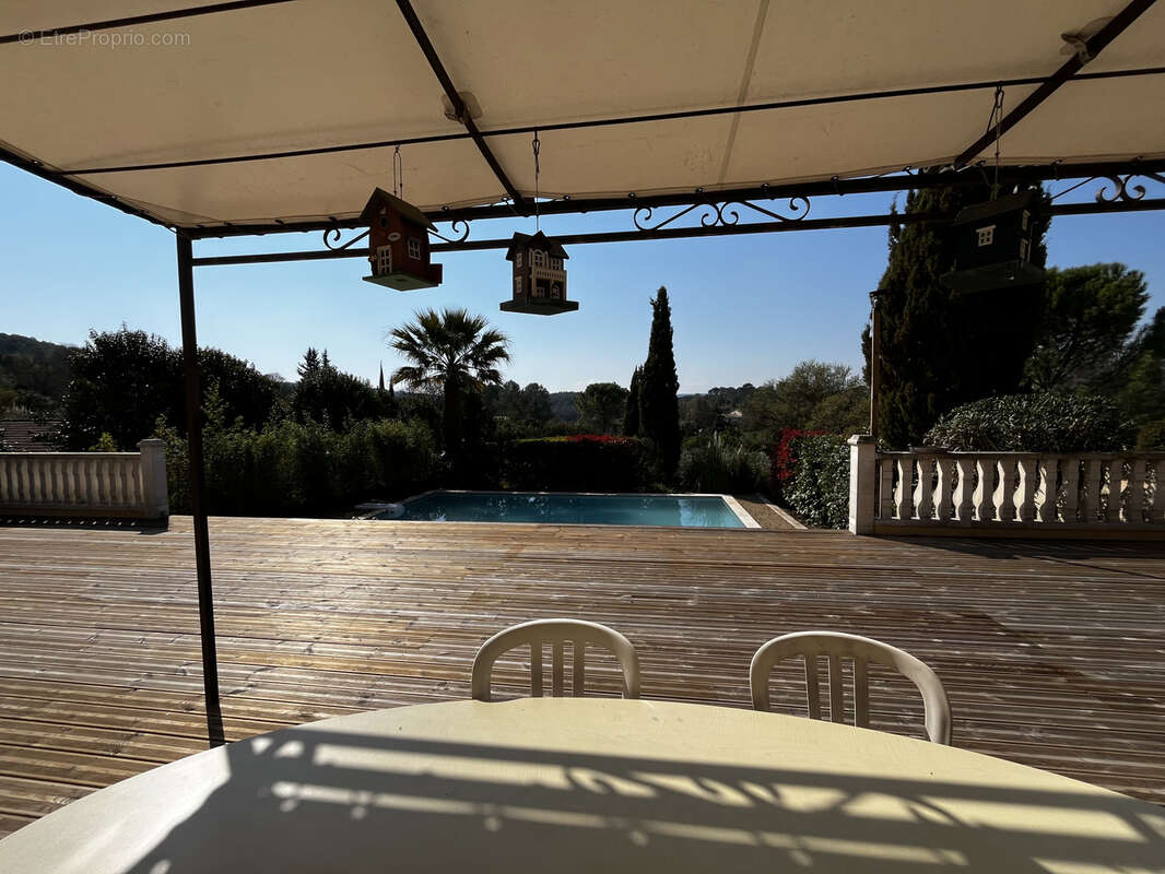 Maison à SAINT-ANTONIN-DU-VAR