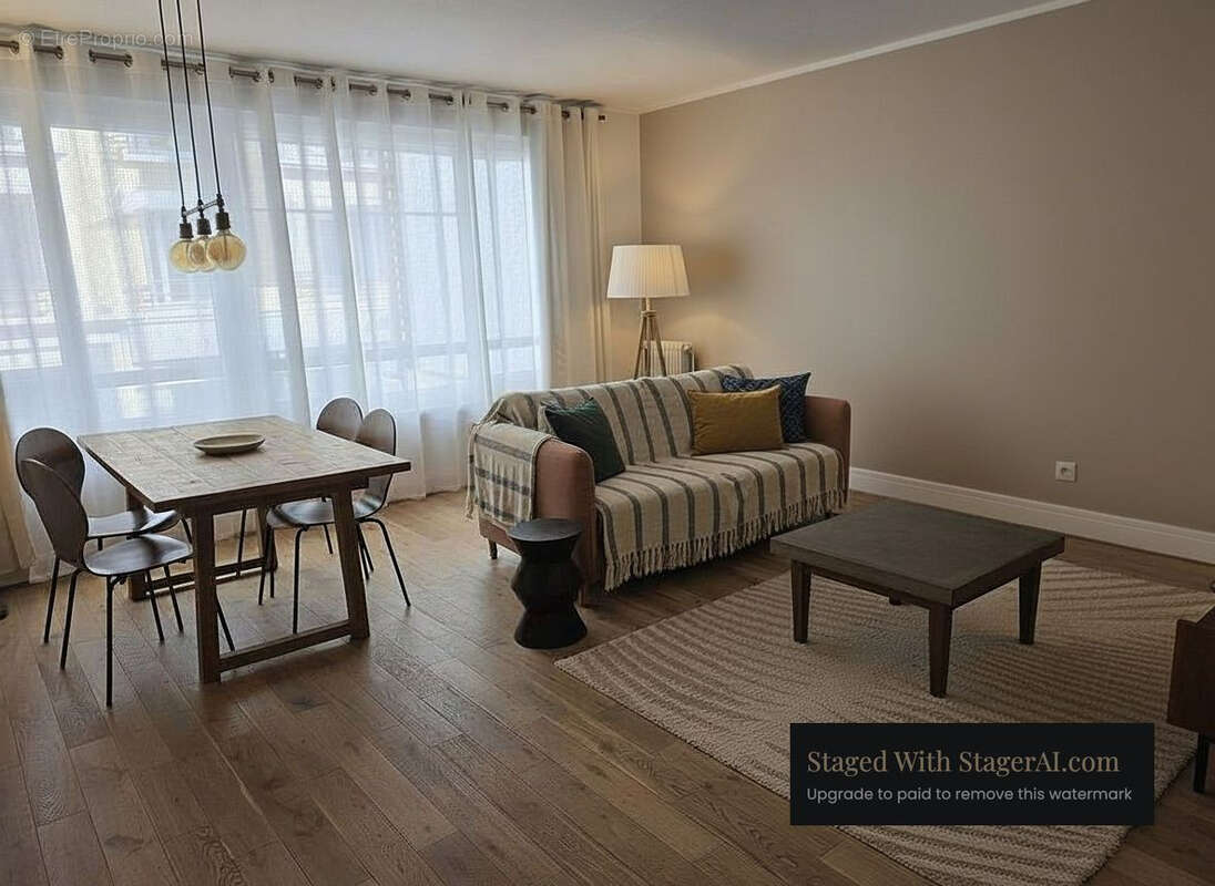 Appartement à COURBEVOIE