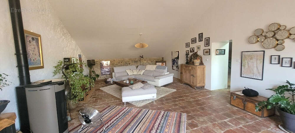 Maison à TOUROUZELLE