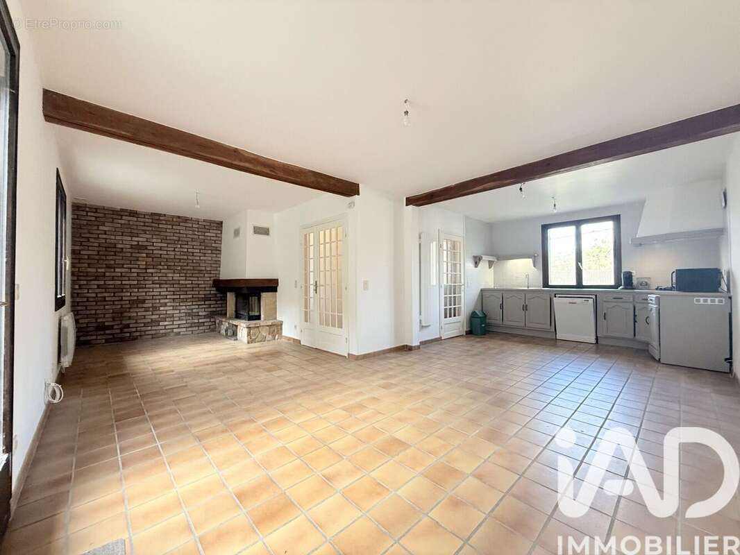 Photo 6 - Maison à CUISE-LA-MOTTE