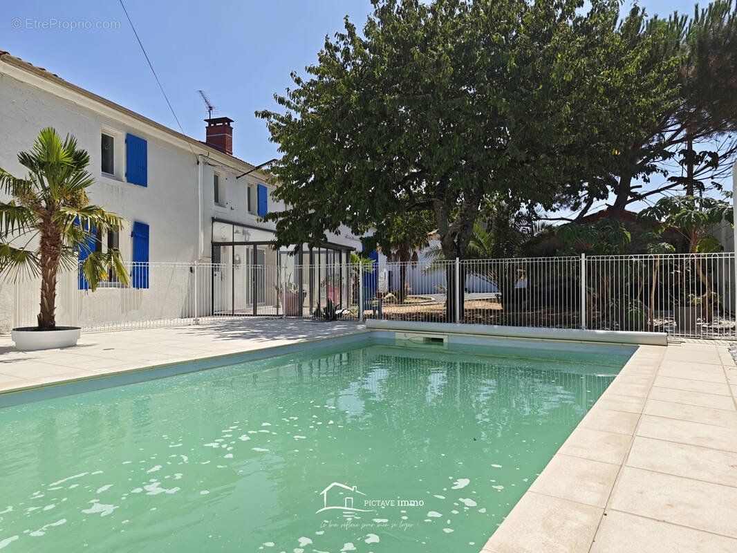 Maison à SAUZE-VAUSSAIS