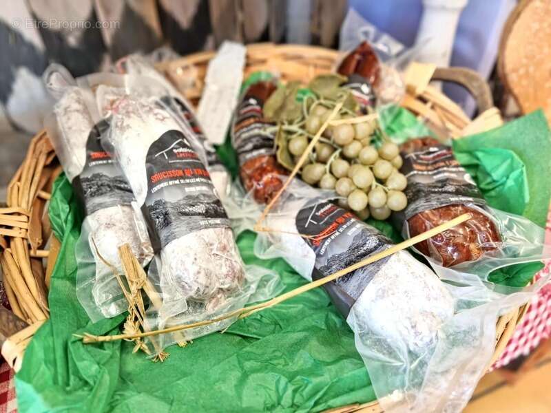 Commerce à ORCHAMPS