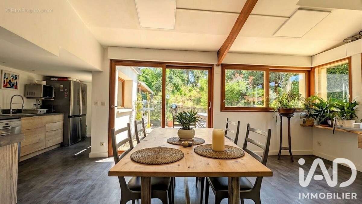 Maison 110 m² à Le Mans  - photo 2