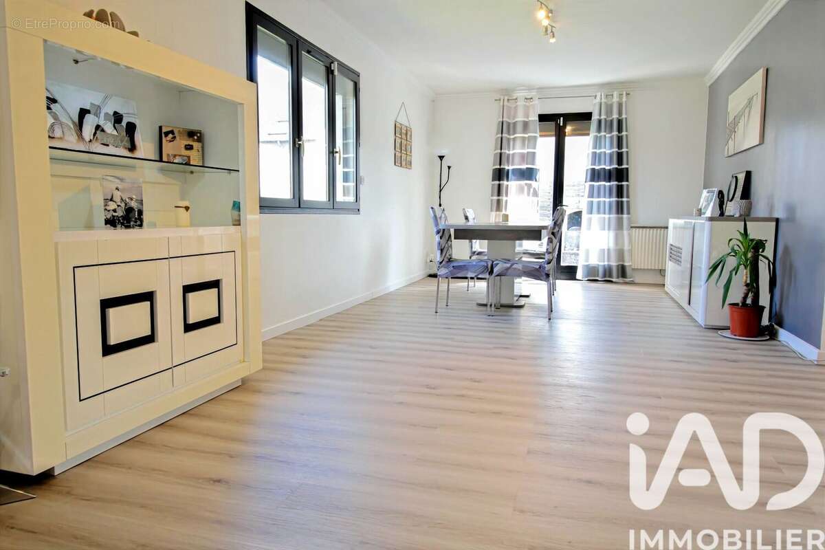 Photo 4 - Maison à BUEIL