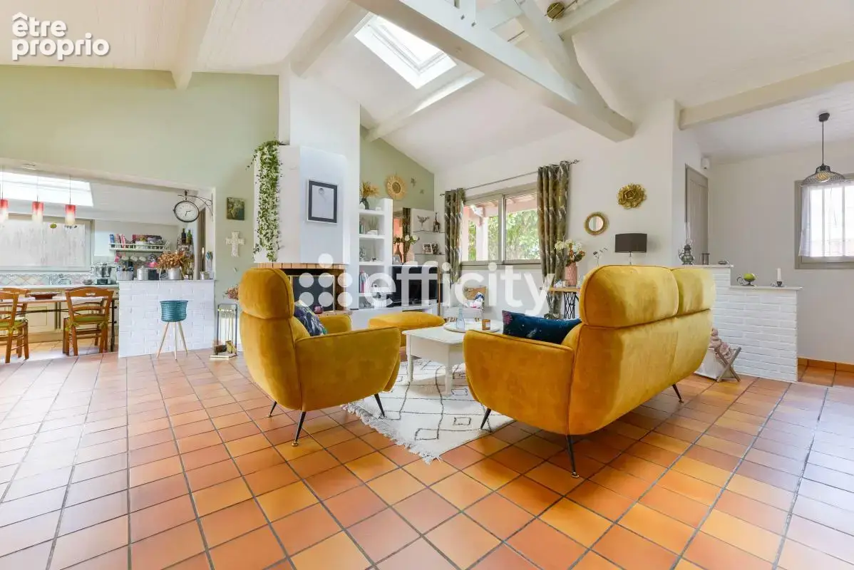 Maison 131 m² à Bouaye  - photo 2